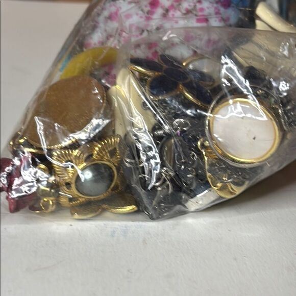 Small Mixed Broken Costume Modern Vintage Jewelry Bag for Crafting - Picture 3 of 6